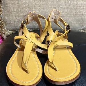 NWT- Frye Yellow Leather Women's Sandals (SZ.6)